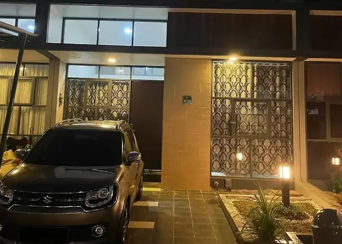 Guest House Exclusive At Sawangan - Golden Estesia